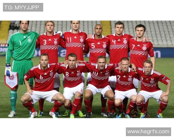 丹麦与法国足球队近期对战表现分析及历史交锋回顾